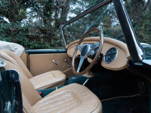 Bild 8/11 von Daimler SP 250 (1962)