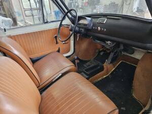 Image 21/43 of FIAT 500 L (1972)