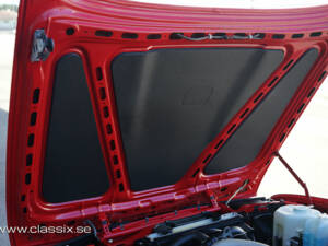 Bild 17/29 von BMW 325i (1990)