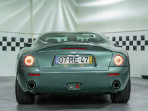 Image 9/30 de Aston Martin DB 7 Zagato (2004)