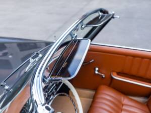 Image 14/38 of Mercedes-Benz 190 SL (1956)