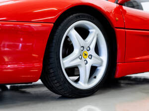 Image 20/52 of Ferrari F 355 Berlinetta (1994)