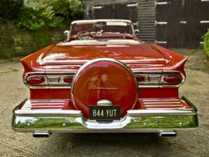 Image 21/50 de Ford Fairlane 500 Skyliner (1958)