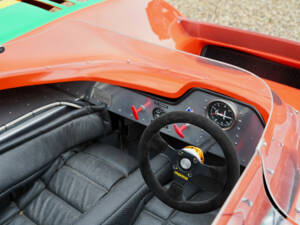 Image 16/50 of McLaren M8C (1970)