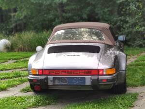 Image 66/104 of Porsche 911 Carrera 3.2 (1986)