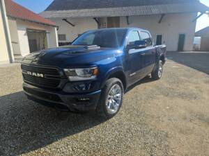 Image 50/69 of Dodge Ram 1500 (2022)