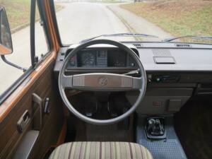 Image 26/43 of Volkswagen T3 Westfalia 1.6 (1981)