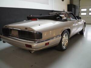 Image 33/50 de Jaguar XJS 4.0 (1995)