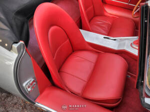 Bild 53/69 von Jaguar E-Type 3.8 Flat Floor (1961)