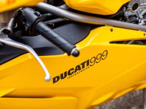 Immagine 30/30 di Ducati DUMMY (2004)