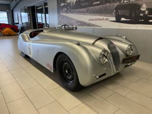 Image 6/20 of Jaguar XK 120 OTS (1951)