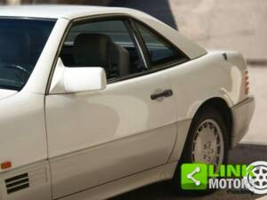 Image 9/10 de Mercedes-Benz 300 SL-24 (1989)