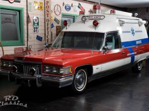 Afbeelding 47/50 van Cadillac Fleetwood 60 Ambulance (1975)