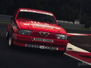 Afbeelding 1/52 van Alfa Romeo 75  2.5 V6 (1986)