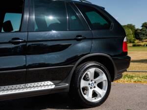 Immagine 23/31 di BMW X5 3.0i (2004)