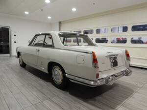 Image 3/15 of Lancia Flaminia Coupe Pininfarina (1962)