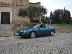 Immagine 5/27 di Alfa Romeo GTV 2.0 V6 Turbo (1998)