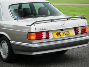 Imagen 9/50 de Mercedes-Benz 300 SE (1990)