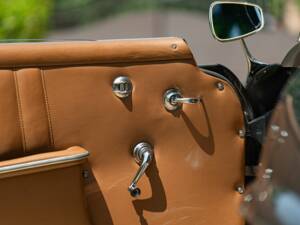Imagen 46/50 de Mercedes-Benz 190 SL (1962)