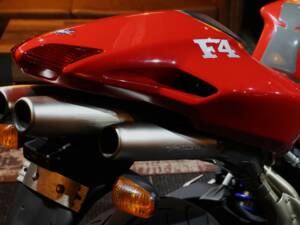 Image 21/36 of MV Agusta DUMMY (2004)