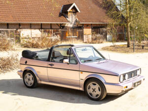 Bild 13/63 von Volkswagen Golf I Cabrio 1.8 (1992)