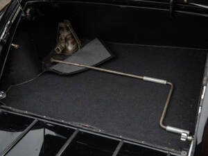 Image 48/50 of Bentley 4 1&#x2F;4 Litre (1938)