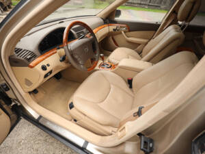 Bild 7/76 von Mercedes-Benz S 600 L (2001)