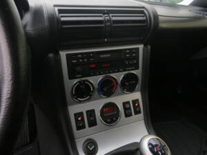 Afbeelding 19/38 van BMW Z3 Coupé 3.0 (2002)