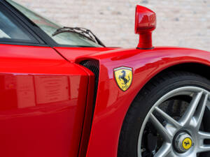 Bild 12/29 von Ferrari Enzo Ferrari (2002)