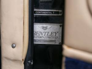 Imagen 46/50 de Bentley Continental T (1998)