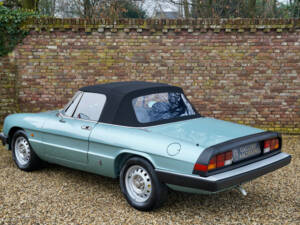 Imagen 7/50 de Alfa Romeo 2.0 Spider (1984)