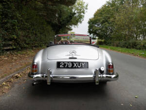 Imagen 5/18 de Mercedes-Benz 190 SL (1962)