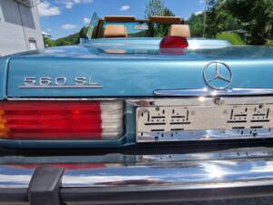 Image 75/82 of Mercedes-Benz 560 SL (1986)