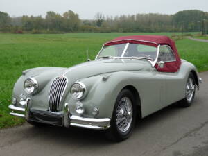 Image 16/20 of Jaguar XK 140 OTS (1955)