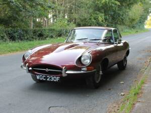 Imagen 3/18 de Jaguar E-Type 4.2 (1967)