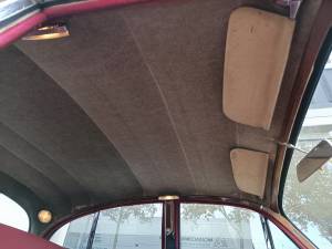 Image 24/34 of Jaguar Mk II 2.4 (1967)