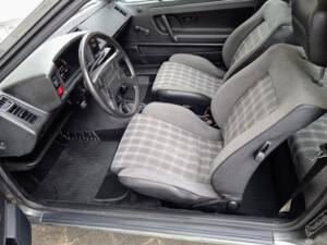 Image 24/67 de Volkswagen Scirocco II GT (1984)