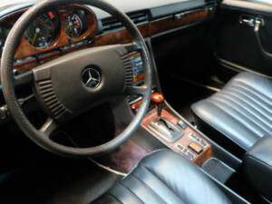 Bild 8/20 von Mercedes-Benz 450 SEL 6,9 (1979)