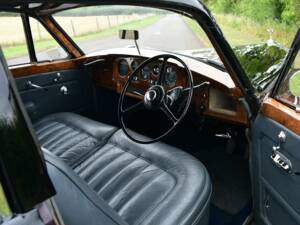 Immagine 44/66 di Rolls-Royce Silver Cloud II (1960)