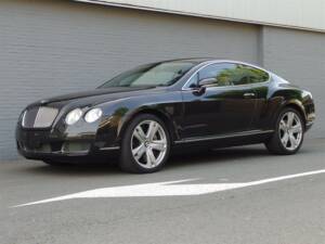 Immagine 2/100 di Bentley Continental GT (2006)