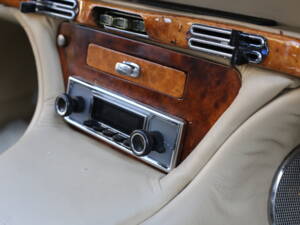 Image 34/57 of Jaguar Mk X 4.2 (1964)