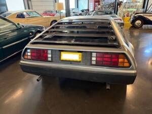 Immagine 4/19 di DeLorean DMC-12 (1981)