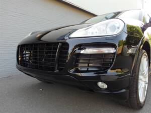 Image 12/98 of Porsche Cayenne GTS (2008)