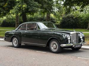 Image 2/28 of Bentley S 2 Continental (1961)