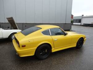 Image 37/42 of Datsun 240 Z (1970)