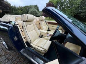 Bild 20/27 von Aston Martin V8 Volante (1997)