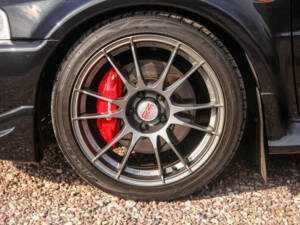 Image 24/50 of Mitsubishi Lancer Evolution V (1998)