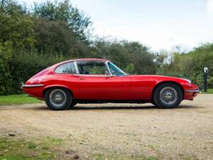 Imagen 5/50 de Jaguar E-Type V12 (2+2) (1971)