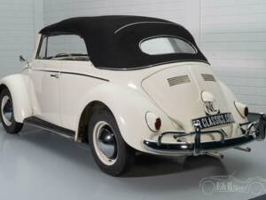 Image 13/19 de Volkswagen Coccinelle 1200 Cabriolet (1960)