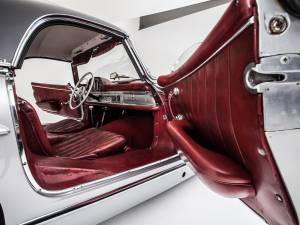 Immagine 15/28 di Mercedes-Benz 300 SL Roadster (1957)